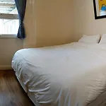 Highbury House Apartment